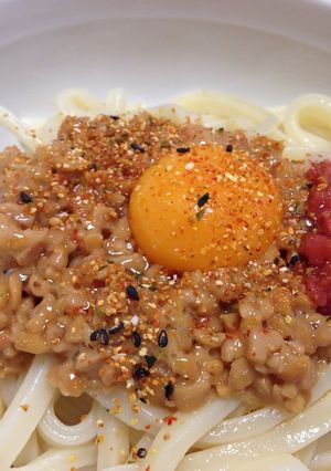 サッパリ食べられる！梅納豆の冷やしうどん-レシピのメイン写真