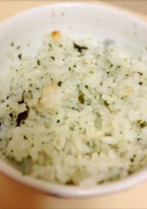 ワカメご飯の素に一工夫♪-レシピのメイン写真