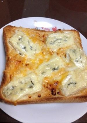 気分はイタリア☆2チーズトースト♡-レシピのメイン写真