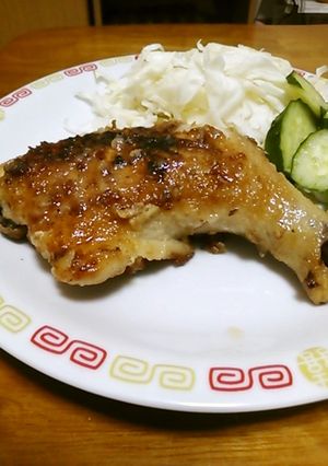 クリスマスに！骨付きもも肉のカレー焼き-レシピのメイン写真