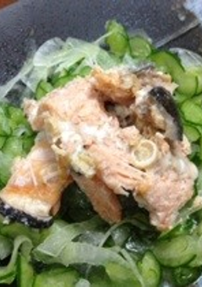 新玉ねぎと鯖の水煮缶で簡単さっぱりサラダ-レシピのメイン写真