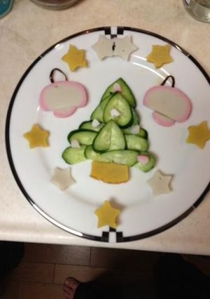 かまぼこ簡単飾り切りときゅうりのツリー-レシピのメイン写真
