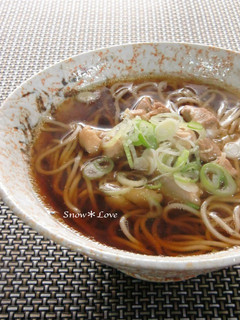 寒い日はあったかおつゆで*鶏肉のかけ蕎麦-レシピのメイン写真