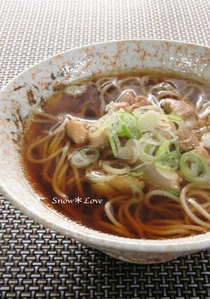 寒い日はあったかおつゆで＊鶏肉のかけ蕎麦-レシピのメイン写真