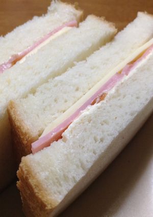 パパのハムチーズサンドイッチ【弁当】-レシピのメイン写真