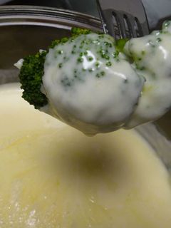 簡単チーズフォンデュ-レシピのメイン写真