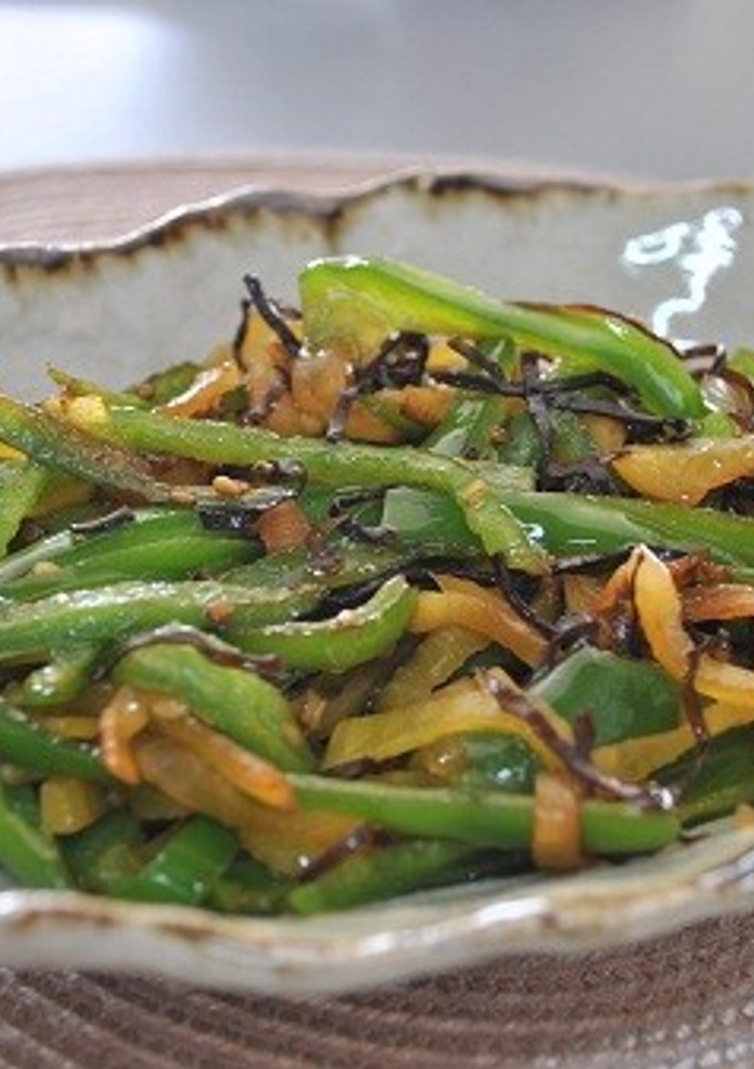 ピーマンとたくわんの塩昆布炒め-レシピのメイン写真