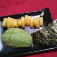 切るだけ!アボたく海苔巻き
