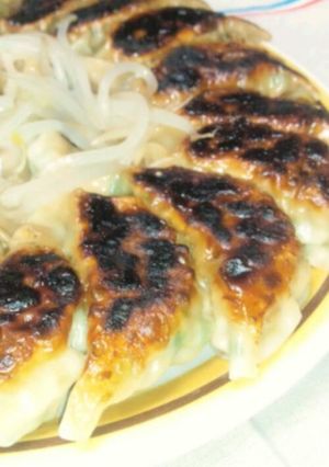 肉：野菜＝１：１が本格餃子！！-レシピのメイン写真