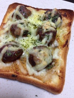 がっつり美味しい♪ミートボールのトースト-レシピのメイン写真