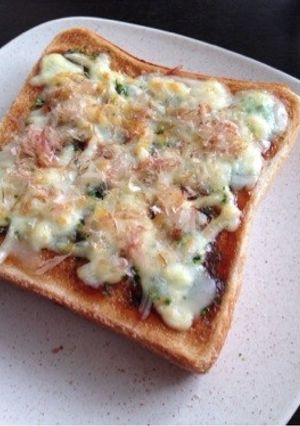 お好み焼き風トースト-レシピのメイン写真