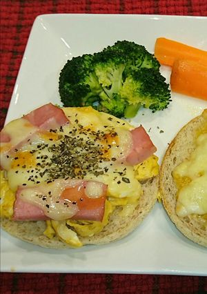 とろとろ卵のチーズトースト-レシピのメイン写真