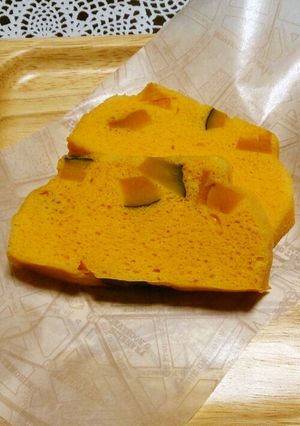 レンジdeかぼちゃと野菜ジュース蒸しパン-レシピのメイン写真