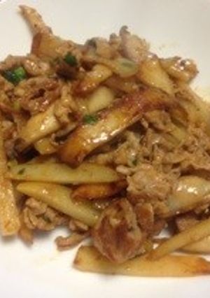 ご飯ススム〜豚肉とじゃがいものピリ辛炒め-レシピのメイン写真