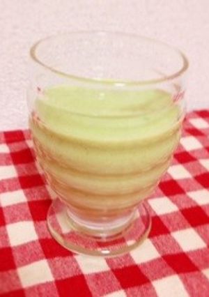 材料3つのアボカドシェイク-レシピのメイン写真