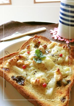 レーズン食パンで　胡桃チーズトースト-レシピのメイン写真