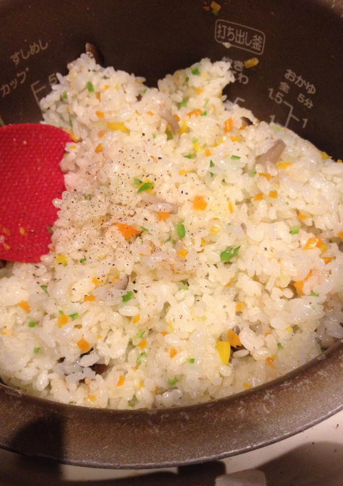 簡単！炊飯器でピラフ-レシピのメイン写真