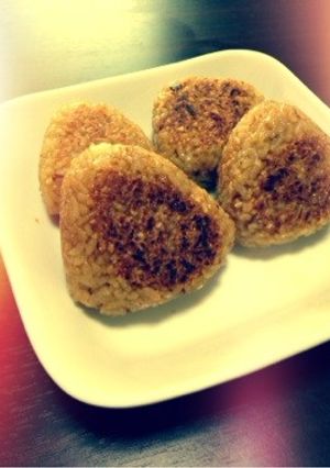 フライパンでこんがり焼きおにぎり☆-レシピのメイン写真