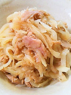 お弁当にぴったり!千切り大根のツナ炒め-レシピのメイン写真