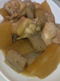 簡単☆大根と鶏手羽元とこんにゃくの煮物-レシピのメイン写真