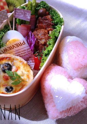 大人 キャラ弁Wハート弁当 バレンタイン-レシピのメイン写真