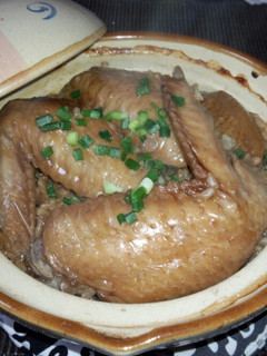 土鍋で手羽先の炊き込みご飯-レシピのメイン写真