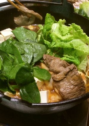 つるむらさきのぴり辛味噌牛(猪）鍋-レシピのメイン写真
