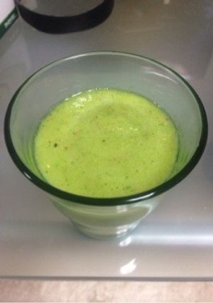 本日のグリーンスムージー2-レシピのメイン写真
