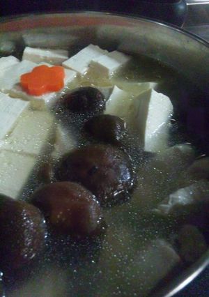 温か湯豆腐♪鶏胸肉でボリュームアップ-レシピのメイン写真