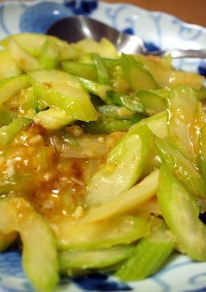 セロリの中華風辛味炒め-レシピのメイン写真