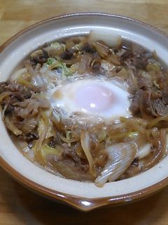 煮込みすき焼き風鍋焼きうどん-レシピのメイン写真