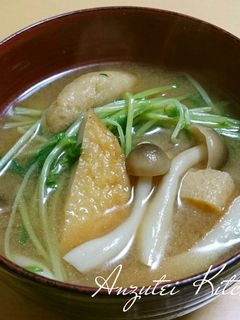 豆苗と揚げ天のお味噌汁-レシピのメイン写真