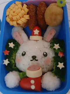 クリスマスキャラ弁☆ウサギのサンタ-レシピのメイン写真