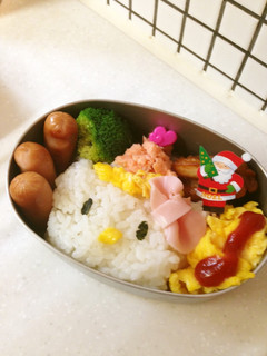 簡単!キャラ弁☆クリスマス☆キティ弁当-レシピのメイン写真