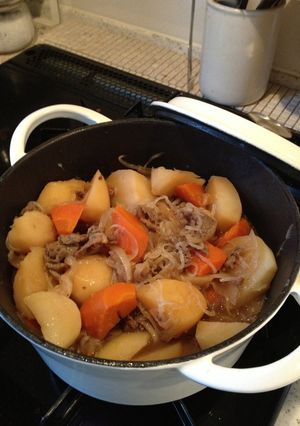 CASTPOT(無水鍋)で肉じゃが-レシピのメイン写真
