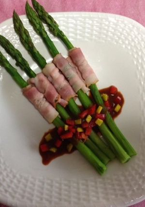 アスパラベーコンはちみつ味噌トマトソース-レシピのメイン写真