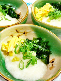 湯葉とわかめの山かけ♪-レシピのメイン写真