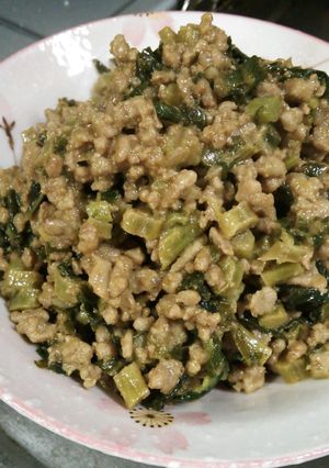 大根の葉でカレーマヨそぼろ-レシピのメイン写真