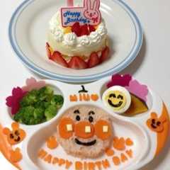 1歳 誕生日ケーキとアンパンマンご飯-レシピのメイン写真