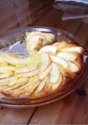 リンゴとサワークリームの焼きケーキ-レシピのメイン写真