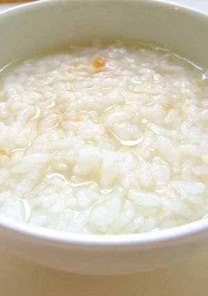 風邪・二日酔いに☆昆布茶ダシ仕立ての梅粥-レシピのメイン写真