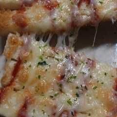 食パンのミミで簡単スティックピザ！-レシピのメイン写真