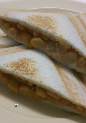 ポークドビーンズホットサンド-レシピのメイン写真