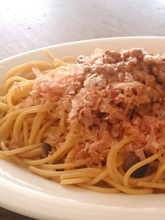 納豆としめじのかつお風味和風パスタ-レシピのメイン写真