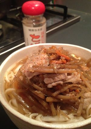 お惣菜ちょい足し！スタミナうどん-レシピのメイン写真
