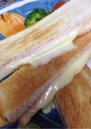うちのハムチーズトースト-レシピのメイン写真