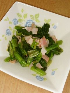 ほうれん草とベーコンのバター炒め-レシピのメイン写真