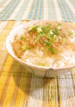 オッサンの簡単ちりめん雑魚＆鰹節ご飯-レシピのメイン写真