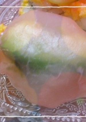 生ハムアボカド手まり寿司（手巻き寿司で）-レシピのメイン写真