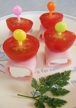 お弁当に!クリームチーズ魚肉ソーセージ巻-レシピのメイン写真